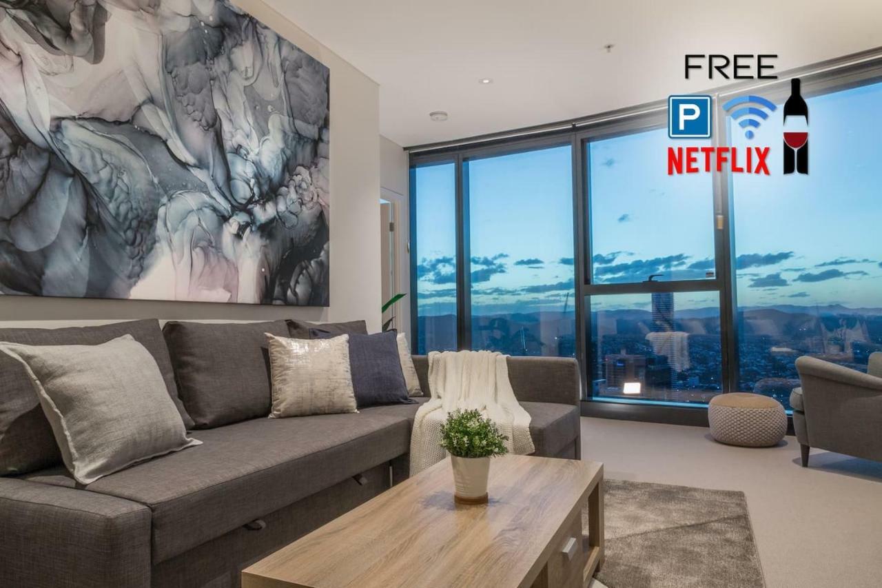 Highlife Luxury*Carpark*Wifi*Pool*Gym*Netflix Apartment Brisbane Bagian luar foto